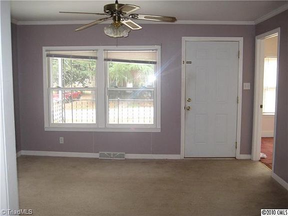 5th image of 3110 Raymond Ave