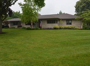 2830 Exmoor Rd, Columbus, OH 43221