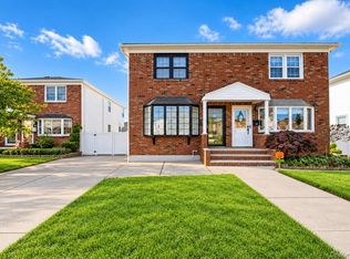 10 Hitchcock Avenue, Staten Island, NY 10306