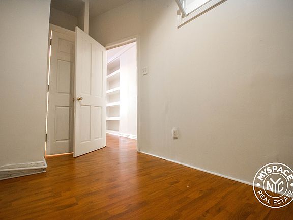 4th image of 579 Saint Johns Pl APT 1L
