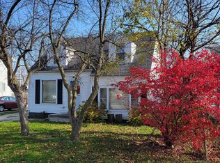 877 Rambow Dr, Monroe, MI 48161