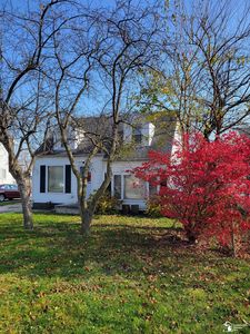 877 Rambow Dr, Monroe, MI, 48161