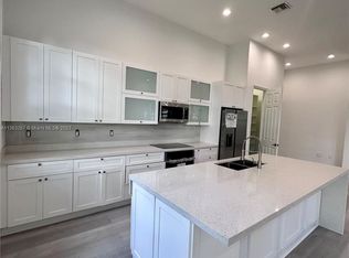 11123 NW 71st Ter #11123, Miami, FL 33178