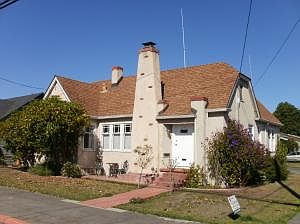 3rd image of 1137 Henderson St