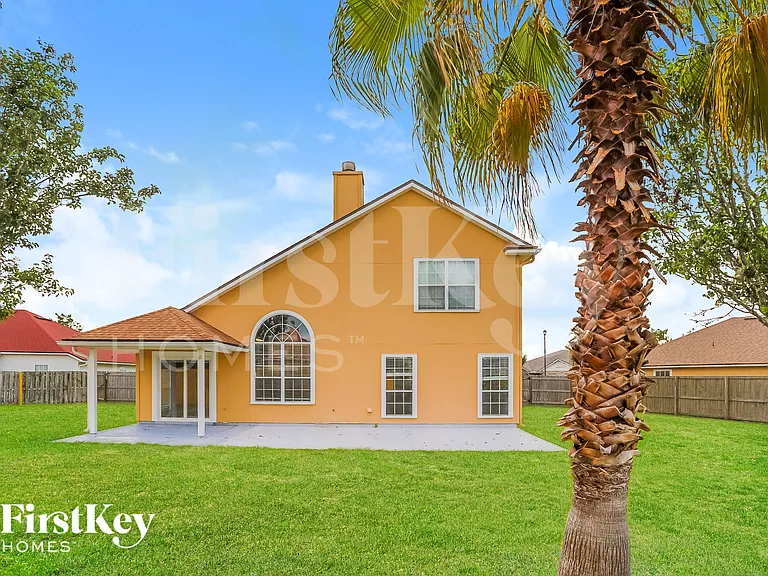 586 Timber Trace Ct — Photo 15