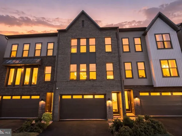2615 Jetstream Rd, Herndon, VA 20171