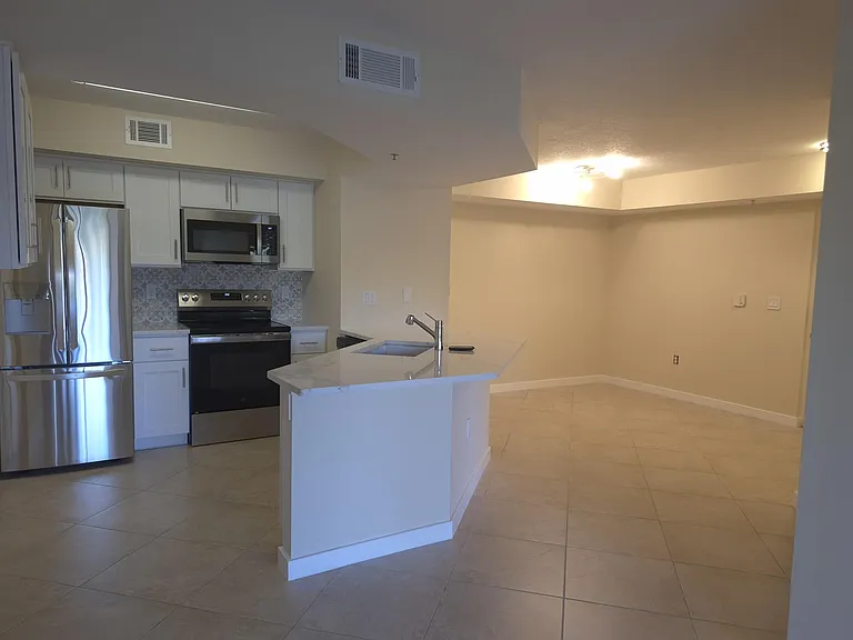 3608 NW Adriatic Ln #6-108 — Photo 11