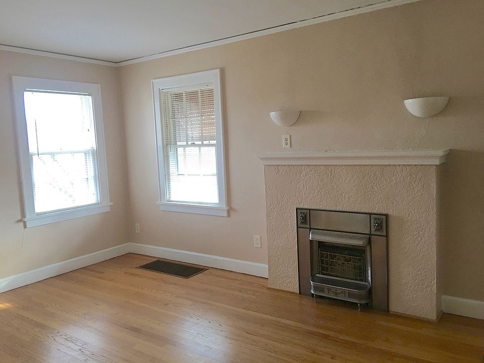 1st image of 612 N 32nd St
