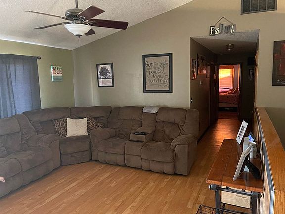 5th image of 3024 E Barbara Ln