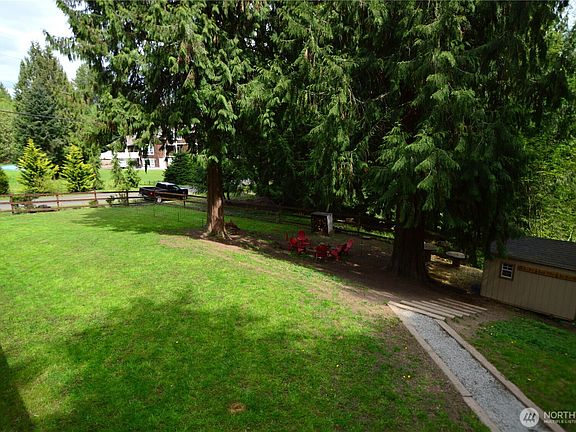 4th image of 4104 27th Avenue SE