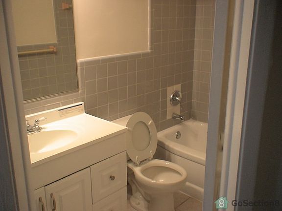 5th image of 1111 NW 21st St