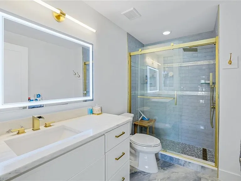 555 Augusta Blvd #3-1 — Photo 11