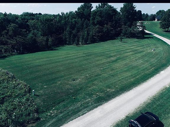2nd image of 0 Lake Par Dr