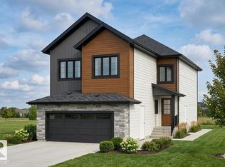 18640 130th St NW, Edmonton, AB T6V1E2