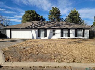 609 Broken Arrow Rd, Roswell, NM 88201
