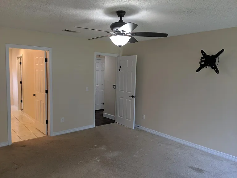 9511 Parker Place Dr — Photo 5