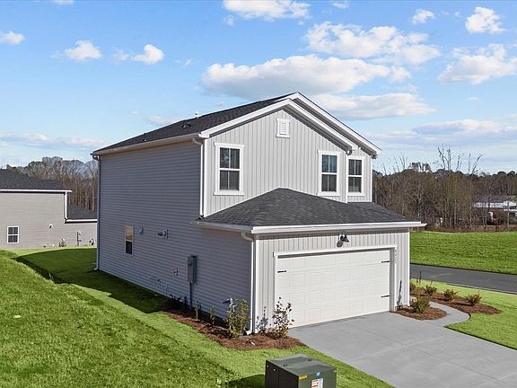 3rd image of 9015 Margot Pl