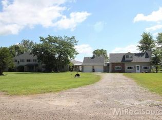 75400 Mackey Rd, Richmond, MI 48062