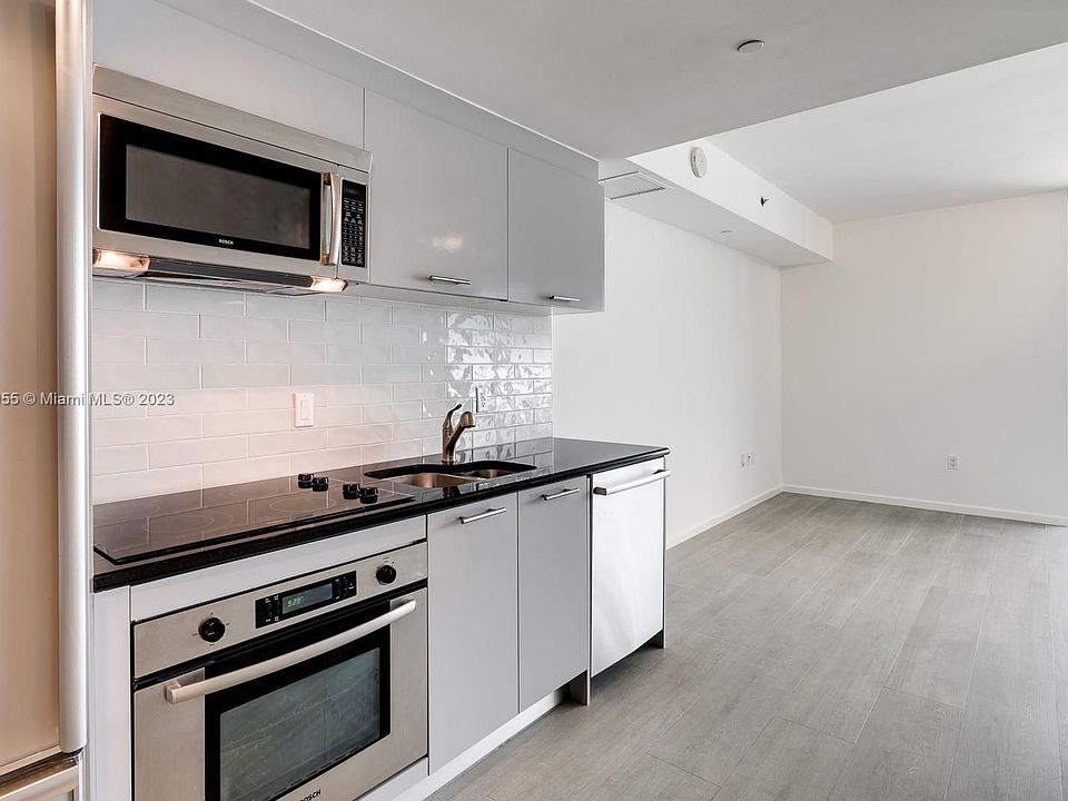 1st image of 50 Biscayne Blvd APT 5003