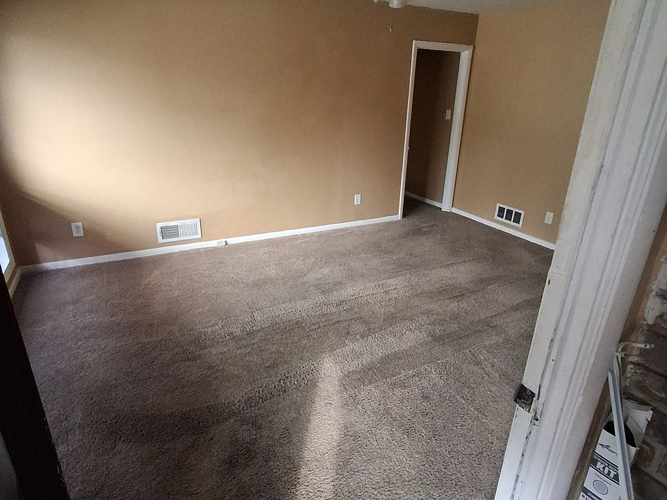 Living room.
