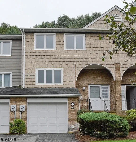 3 bed, 2.5 bath, $3,700 — Photo 1
