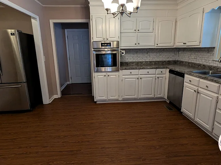 1280 Forrest Ellis Rd — Photo 5