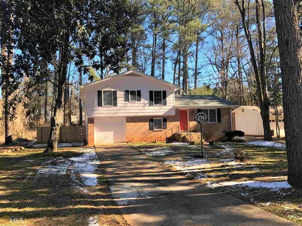 1224 S Minister Dr, Tucker, GA 30084