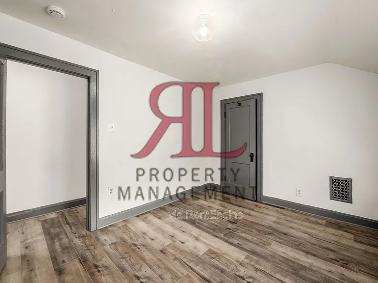 439 Eldridge Ave #439 — Photo 18