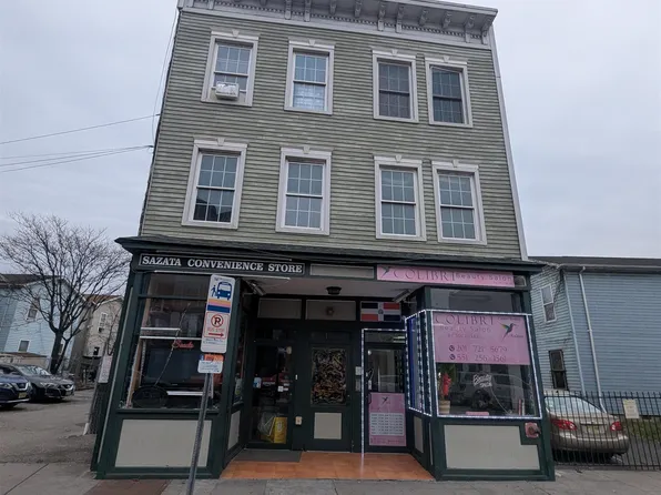 150 Monticello Avenue image 1 of 14