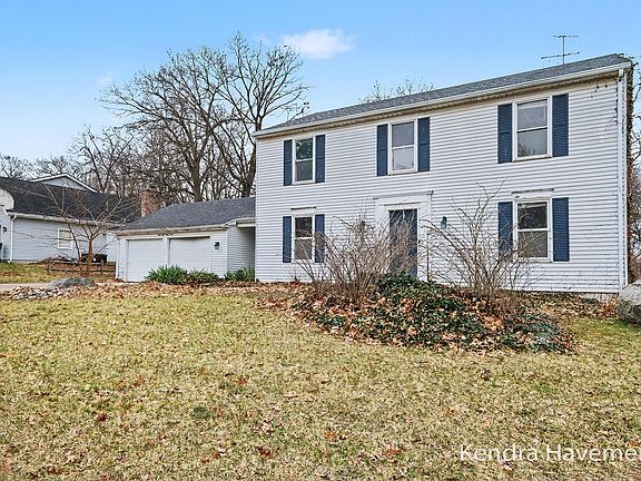2nd image of 4867 Northview Ave NE