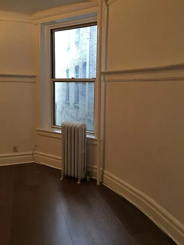 3 bed, 1000 sqft, $2,094 — Photo 4