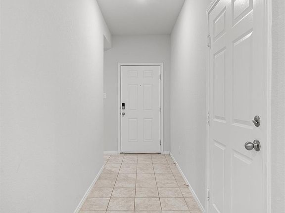 4th image of 112 Ragnar Dr