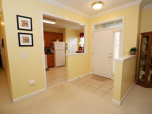 3rd image of 6959 Gentry Ln