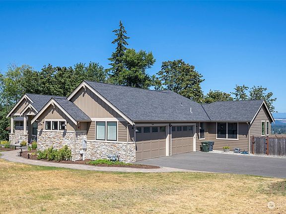 3rd image of 7409 62nd Avenue E