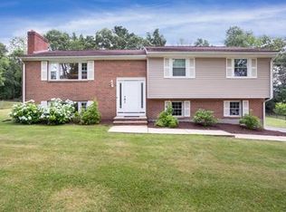 463 Martello Rd, Franklin, MA 02038