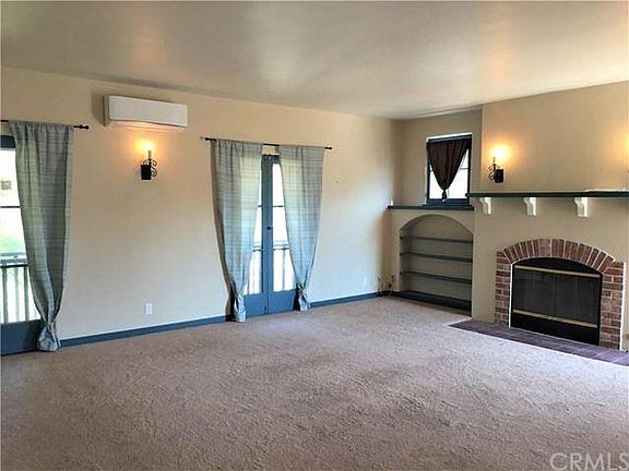 4th image of 47 N Grand Oaks Ave