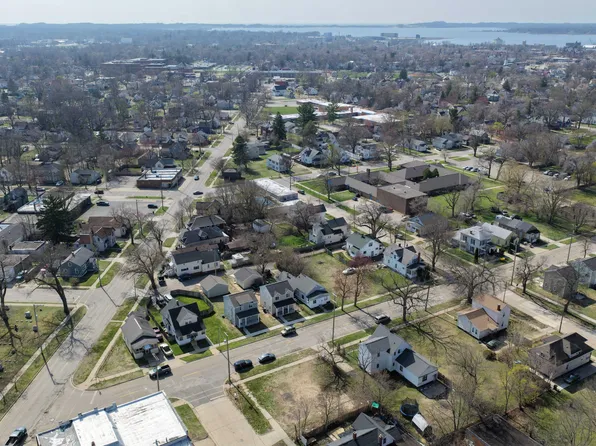 555 Amity Ave #1-3, Muskegon, MI 49442