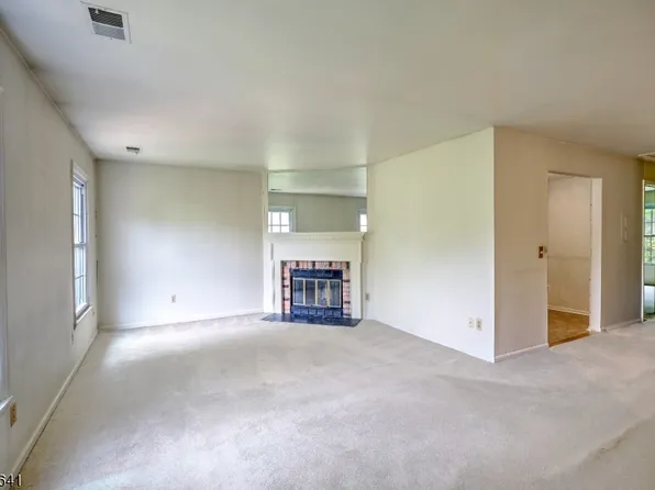 89 Jamestown Rd, Bernards Twp., NJ 07920