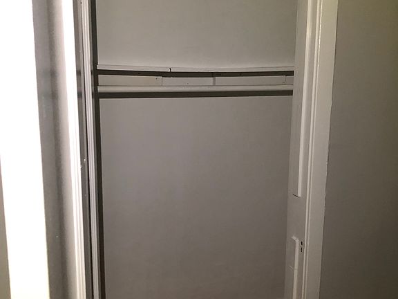4th image of 4031 W School St APT 1A