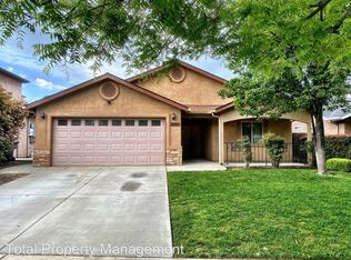 950 E Buena Vista Ave, Visalia, CA 93292