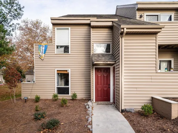 1345 Bradley Dr, Harrisonburg, VA 22801
