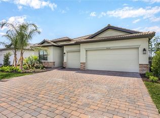 20210 Kingmont Dr, Fort Myers, FL 33913