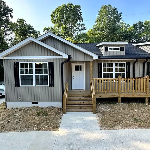 1608 River Rd NE — Photo 14