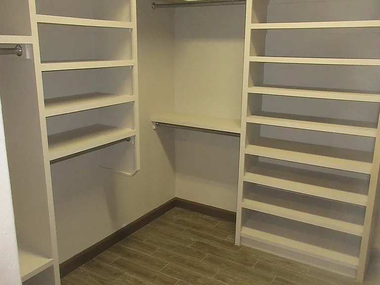 Master Suite Closet