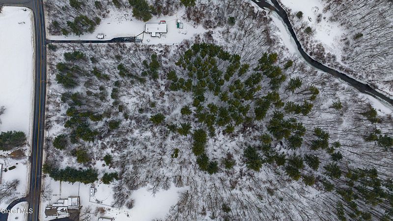 2nd image of 874 Middle Line Road