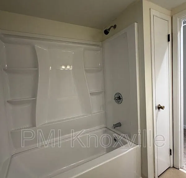 5709 Lyons View Pike #1206 — Photo 19