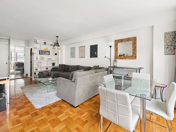 2nd image of 230 E 79th St #14BB