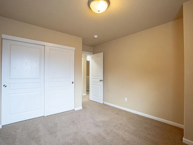 20487 Brentwood Ave — Photo 25