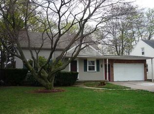 21 Rosecroft Dr, Rochester, NY 14616