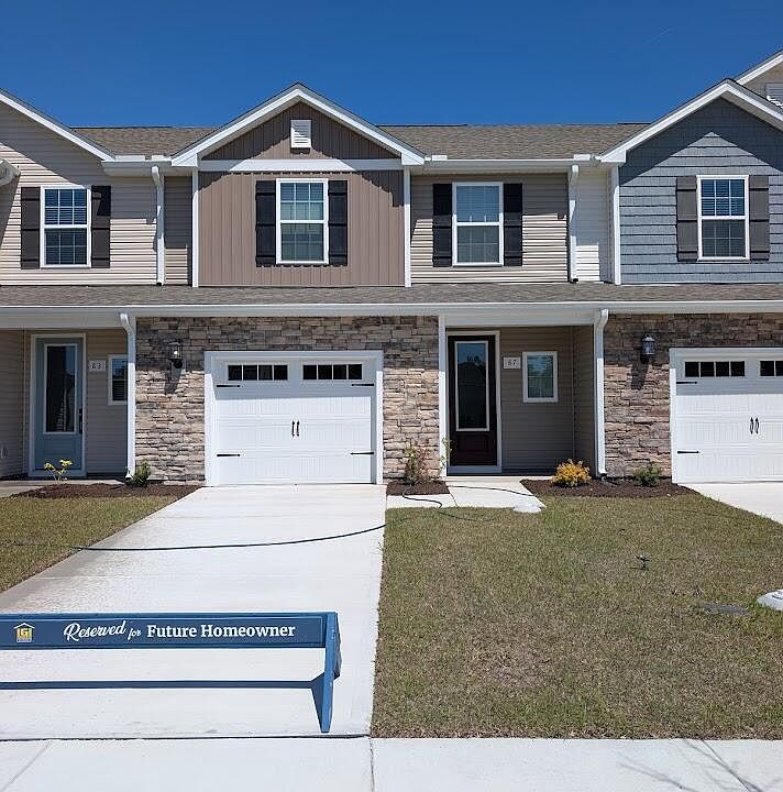 1st image of 87 Commons View Drive